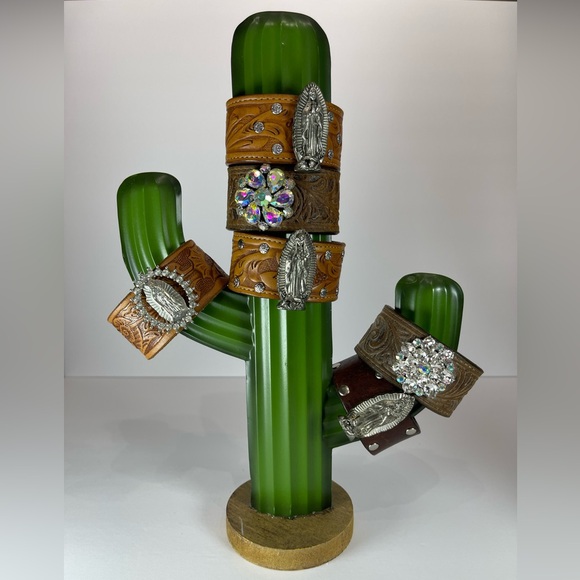 Metal cactus decorative accents, set of 4 - Picture 13 of 13